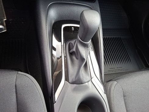 New 2026 Toyota Corolla LE FWD image 20