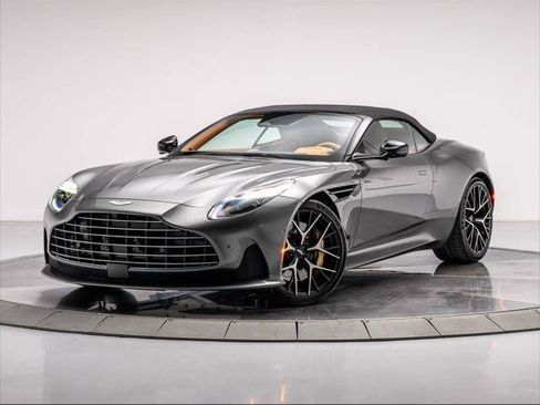 Used 2025 Aston Martin DB12 Convertible RWD image 15