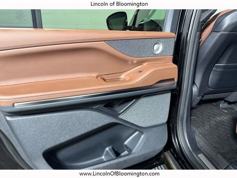 New 2025 Lincoln Navigator L Reserve image 52