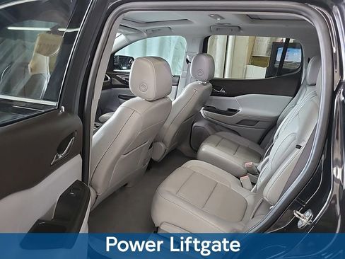 Used 2020 GMC Acadia SLT w/ Driver Alert Package II FWD image 15
