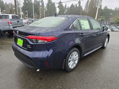 New 2026 Toyota Corolla XLE image 7