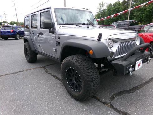 Used 2017 Jeep Wrangler Unlimited Sport w/ Quick Order Package 24S image 3