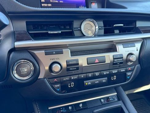 Used 2018 Lexus ES 350 image 22