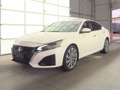 Used 2023 Nissan Altima 2.5 SL
