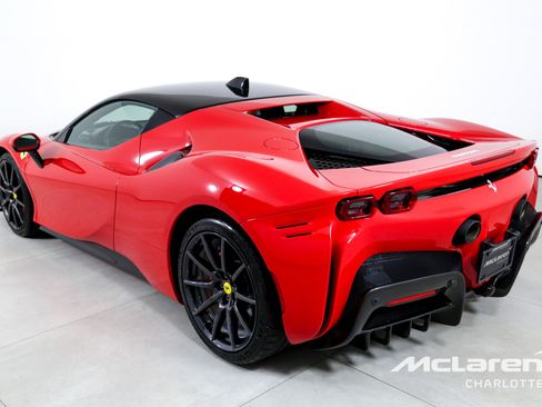 Used 2021 Ferrari SF90 Stradale image 6