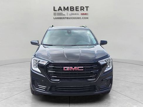 Used 2024 GMC Terrain SLE w/ Driver Convenience Package AWD/4WD image 8