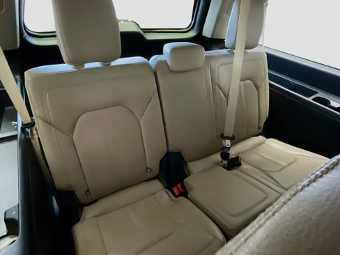 Used 2024 Ford Expedition Max Limited image 20