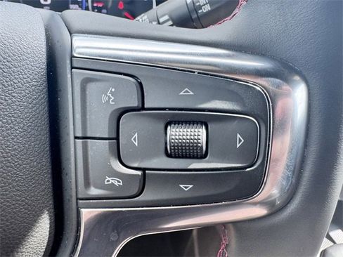 Used 2025 Chevrolet Blazer RS image 15