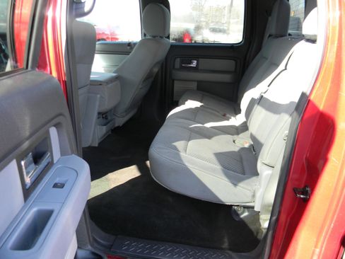 Used 2014 Ford F150 XLT w/ Equipment Group 302A Luxury image 7