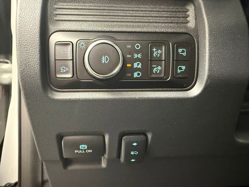 New 2026 Ford F250 Lariat w/ FX4 Off-Road Package image 16