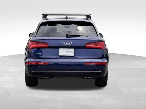 Used 2020 Audi Q5 2.0T Premium w/ Titanium Sport Package AWD/4WD image 4