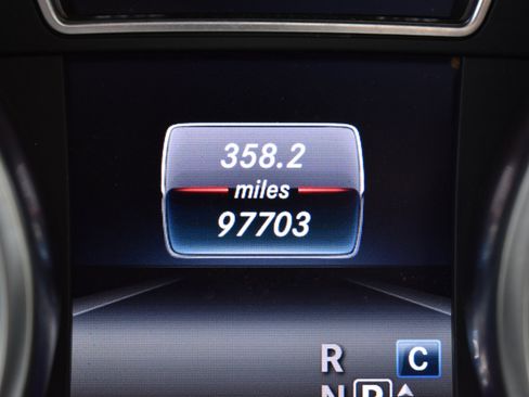 Used 2018 Mercedes-Benz GLS 450 4MATIC w/ Premium Package image 18