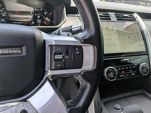 Used 2021 Land Rover Discovery S R-Dynamic AWD/4WD image 35