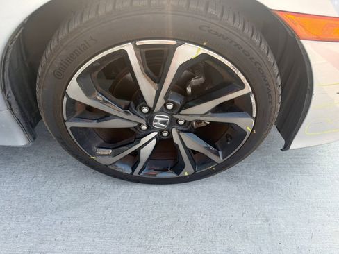 Used 2020 Honda Civic Sport image 9