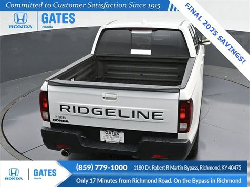 New 2025 Honda Ridgeline RTL image 49