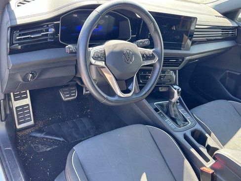 Used 2025 Volkswagen Jetta Sport FWD image 7