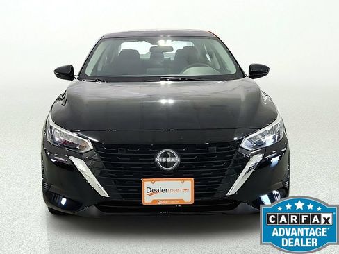Used 2024 Nissan Sentra SV FWD image 11