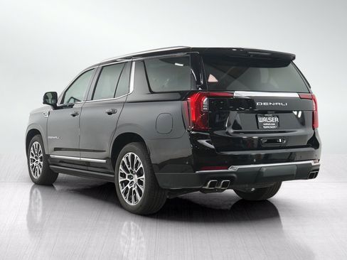 Used 2026 GMC Yukon Denali w/ Denali Reserve Package AWD/4WD image 3
