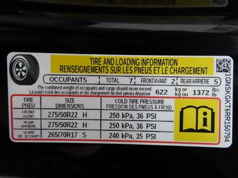 Used 2024 Chevrolet Suburban High Country image 76