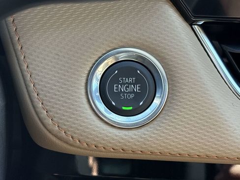 New 2026 Chevrolet Equinox ACTIV w/ Convenience Package III FWD image 18