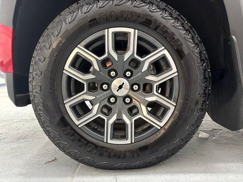 Certified 2024 Chevrolet Colorado Z71 w/ Z71 Convenience Package 2 image 27