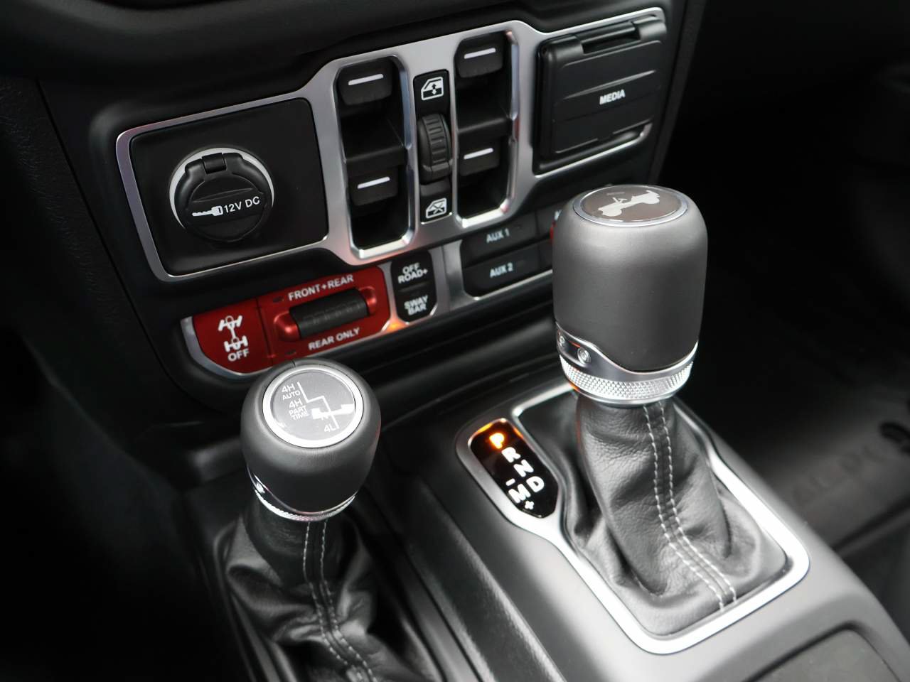 New 2026 Jeep Wrangler Unlimited Rubicon 392 w/ Quick Order Package 27X Moab AWD/4WD image 17