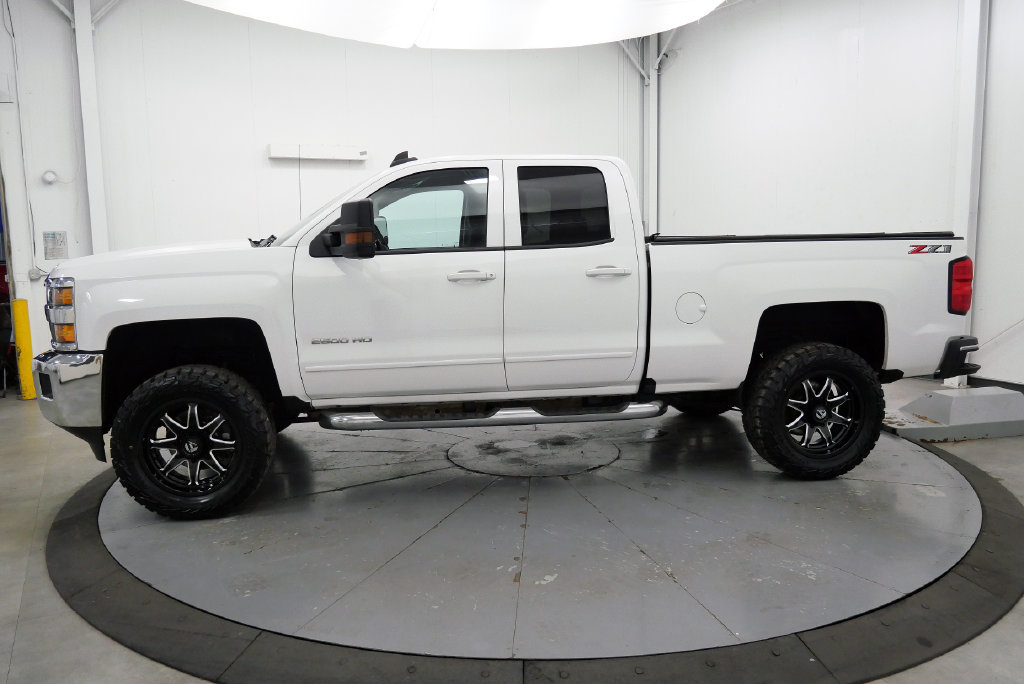 Used 2019 Chevrolet Silverado 2500 LT w/ All Star Edition AWD/4WD image 5
