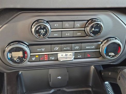 New 2024 Ford Bronco Raptor image 20