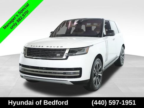 Used 2023 Land Rover Range Rover SE AWD/4WD image 3