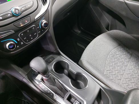 Used 2024 Chevrolet Equinox LT w/ LPO, Floor Liner Package image 26