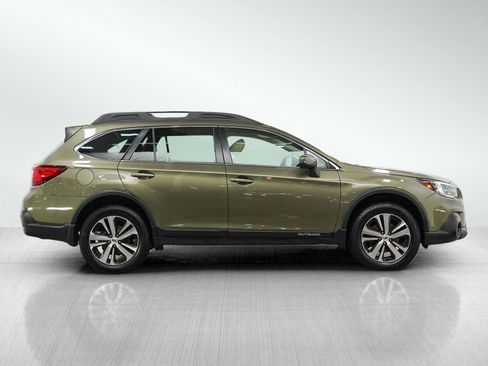 Used 2019 Subaru Outback 2.5i Limited w/ Protection Package #1 AWD/4WD image 6
