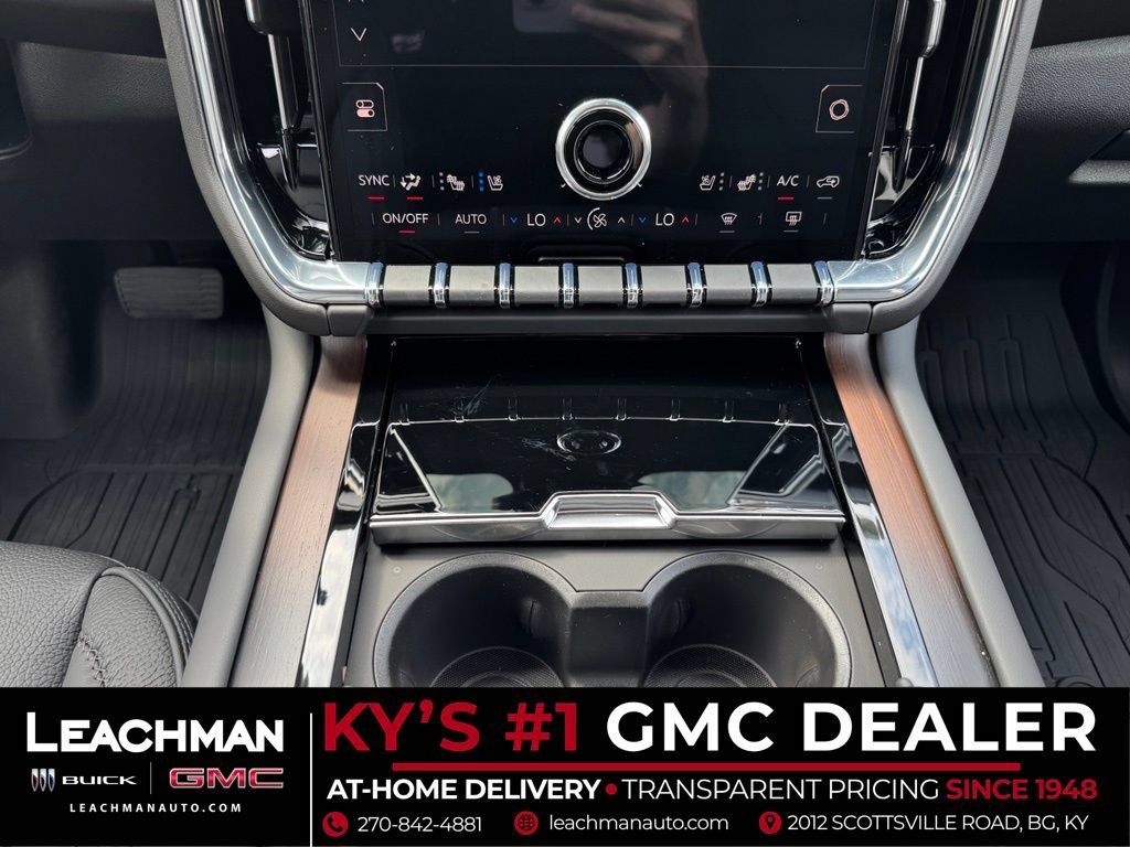New 2026 GMC Yukon Denali w/ Denali Reserve Package AWD/4WD image 26