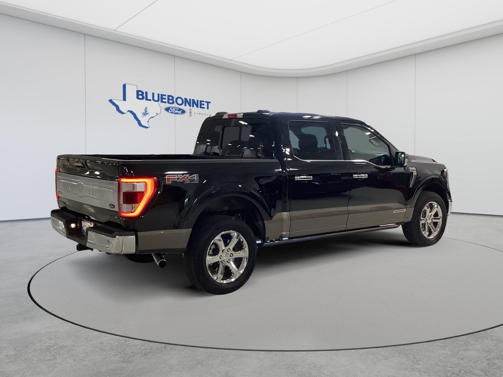 Used 2023 Ford F150 King Ranch w/ Equipment Group 601A High AWD/4WD image 5