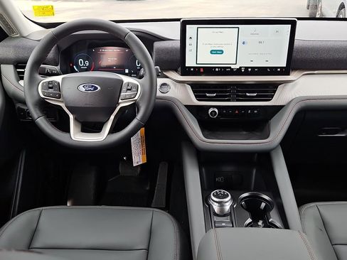 New 2026 Ford Explorer Active w/ Active Comfort Package image 20