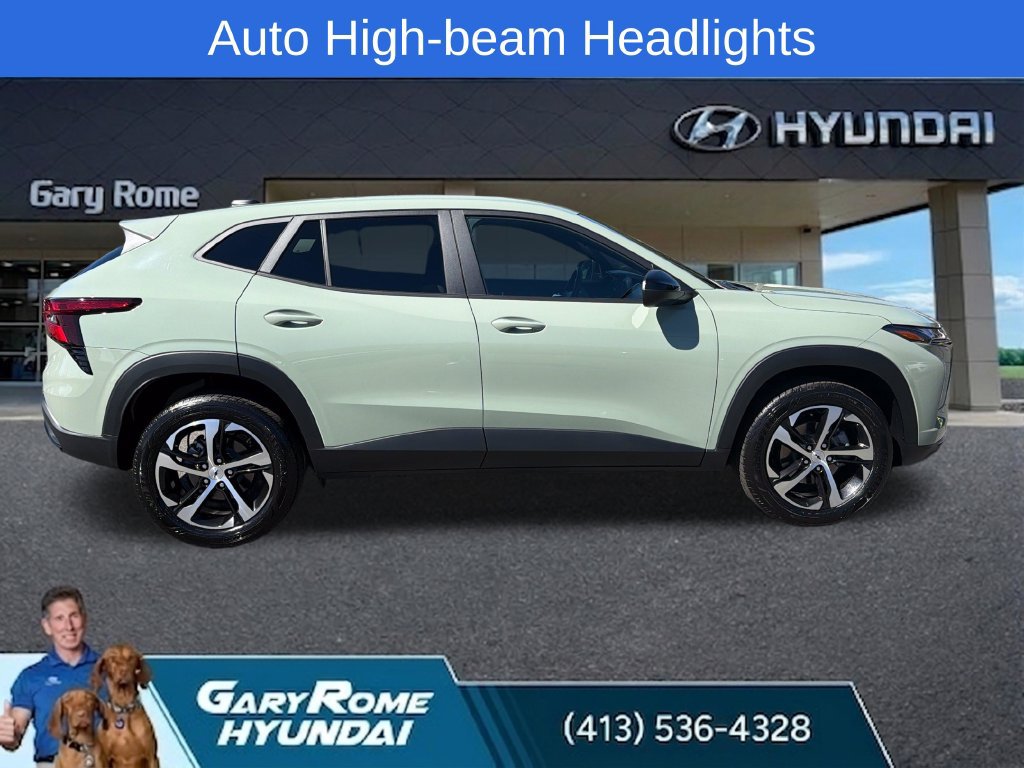 Used 2024 Chevrolet Trax RS w/ Driver Confidence Package FWD image 7