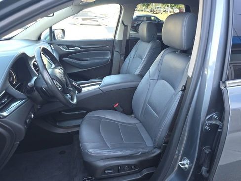 Used 2021 Buick Enclave Premium w/ Sun and Sites Package image 9