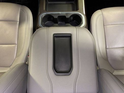 Used 2021 GMC Sierra 1500 SLT w/ SLT Premium Package image 24