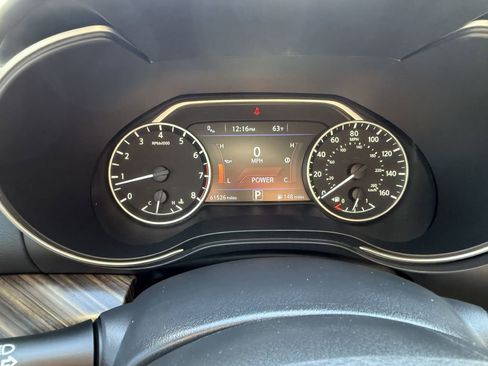 Used 2017 Nissan Maxima Platinum image 18