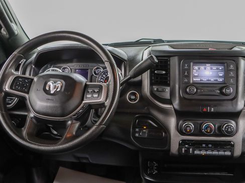 Used 2021 RAM 3500 Tradesman w/ Chrome Appearance Group AWD/4WD image 17