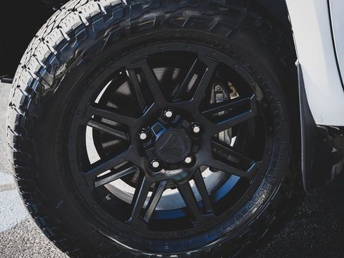 Used 2020 Toyota Tundra SR5 image 21