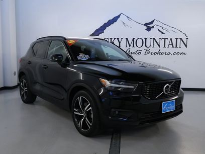 Used 2019 Volvo XC40 T5 R-Design