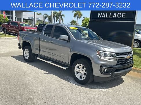 Used 2021 Chevrolet Colorado LT w/ Safety Package RWD image 5