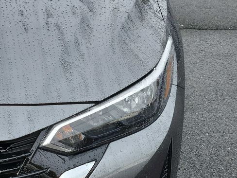 Used 2024 Nissan Sentra SV image 9