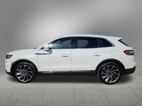 Used 2022 Lincoln Nautilus Reserve w/ Equipment Group 202A image 2