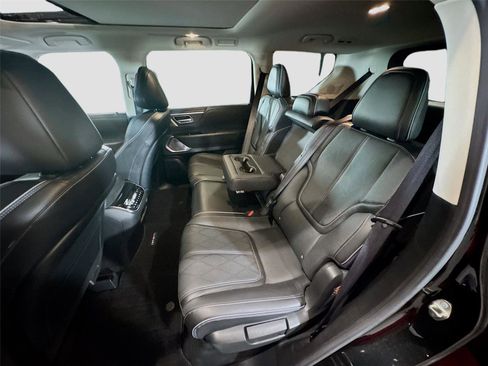 Used 2025 INFINITI QX80 Sensory image 17