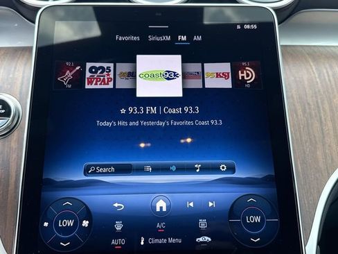 New 2025 Mercedes-Benz GLC 300 4MATIC image 8