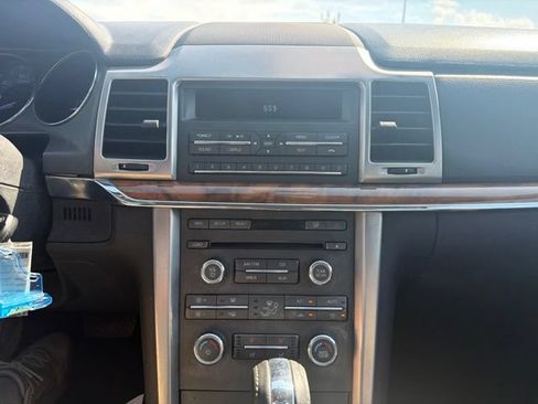 Used 2012 Lincoln MKZ FWD image 23