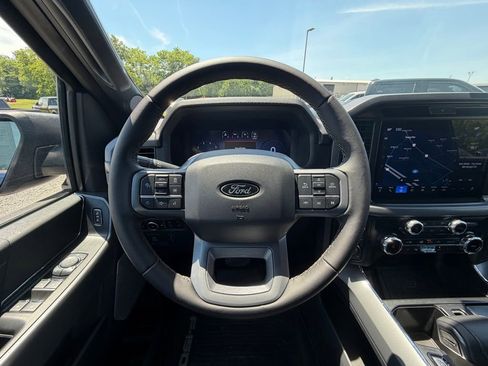 Used 2025 Ford F150 XLT w/ Equipment Group 303A High AWD/4WD image 9
