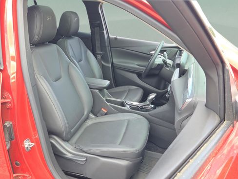 Used 2024 Buick Encore GX Sport Touring w/ Experience Buick Package image 19