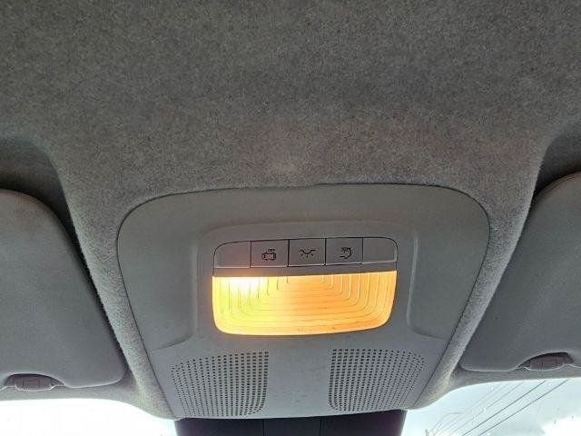 Used 2016 Mercedes-Benz Metris image 18